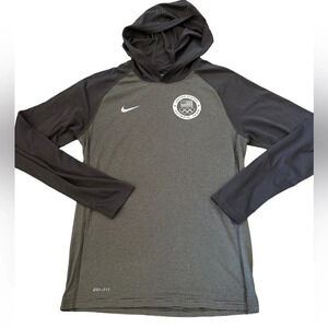 Nike pullover US Olympic team long sleeve shirt in excellent condition